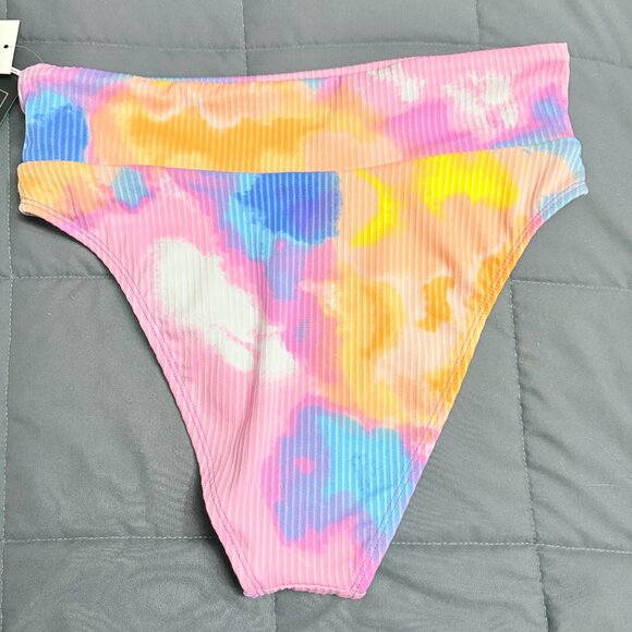 Salt + Cove Tie-Dyed Bikini Bottoms, Created for Macy's - Size: Medium - NWT - Picture 2 of 7